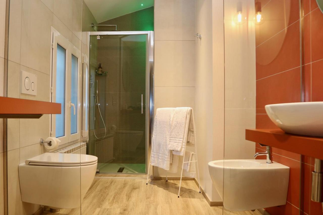 Deluxe Room,988500757:JPEG