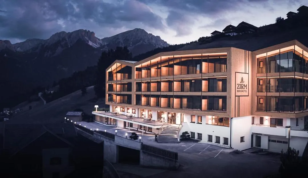 Kronplatz-Resort Berghotel Zirm-1