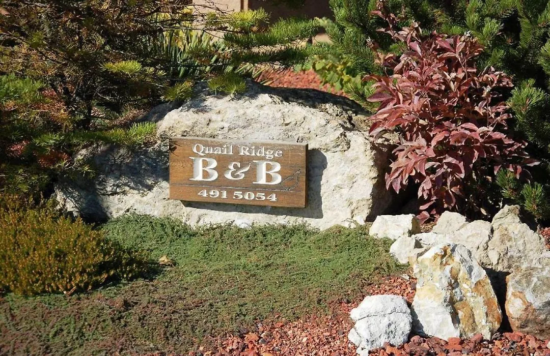 A Vacation Paradise At Quail Ridge B&B-1