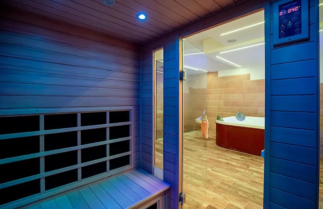Sundeck Hotel-1