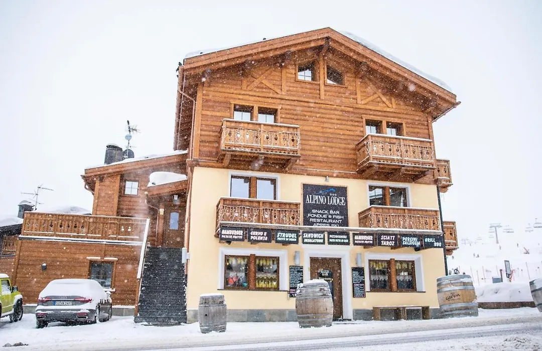 Alpino Lodge Bivio-1