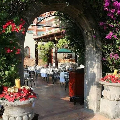 Vallarta Torre-1