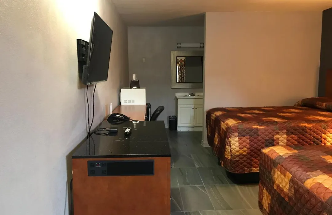 Budget Inn & Suites-1