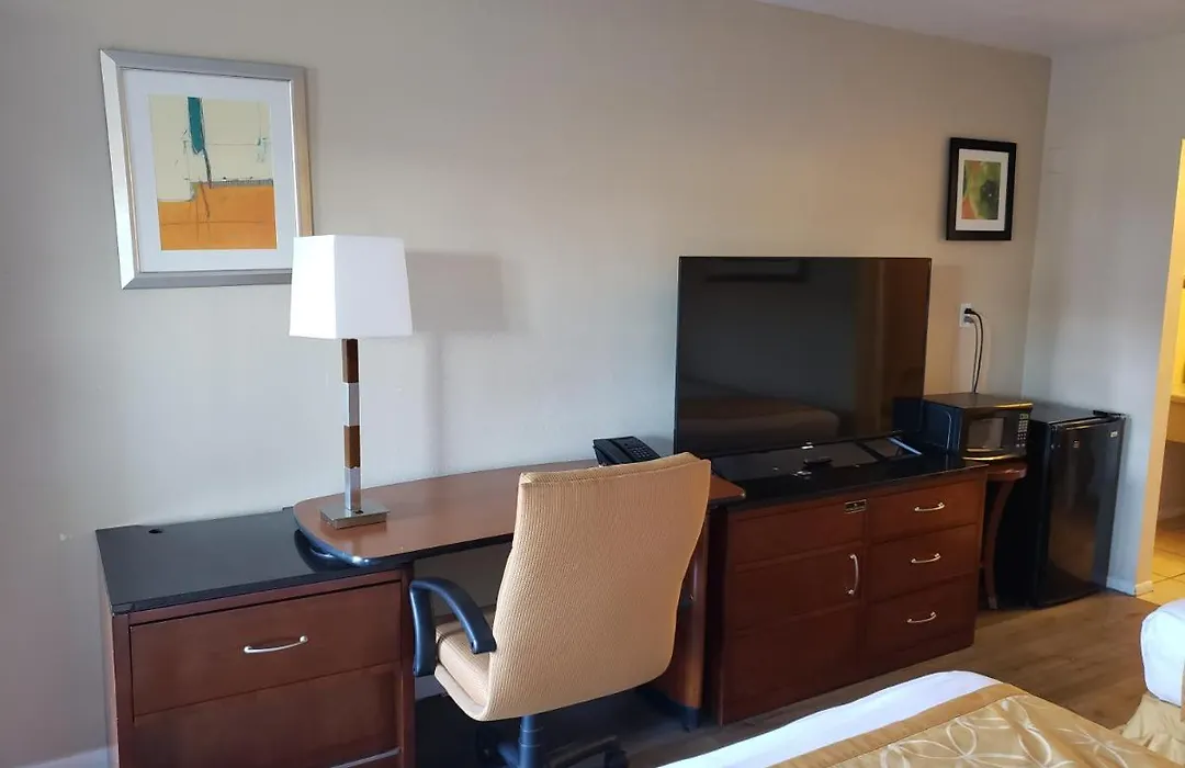 Knights Inn Kissimmee-1