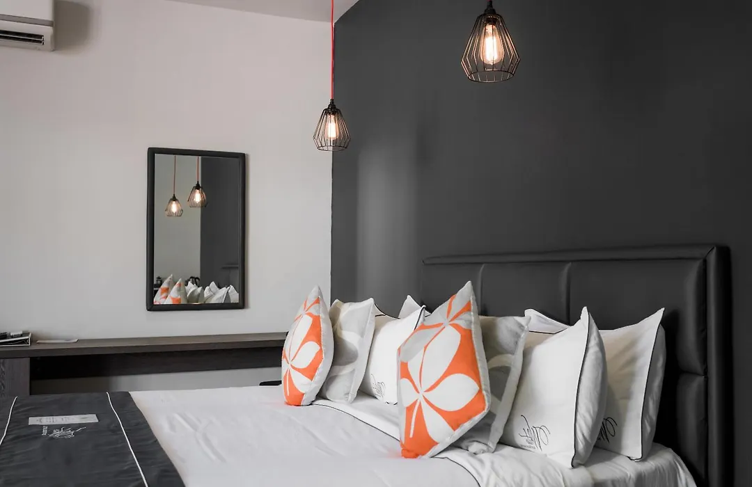 White Boutique Hotel And Restaurant-1