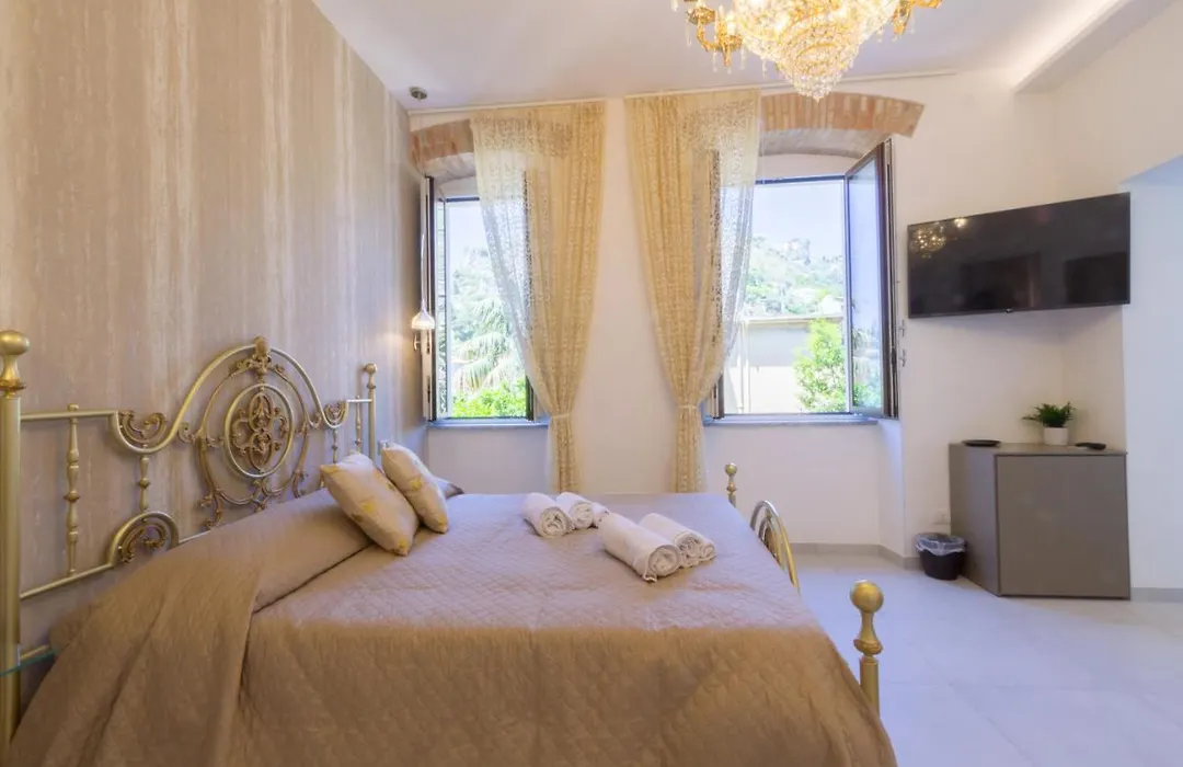 Villa Valverde Apartments E B&B-1