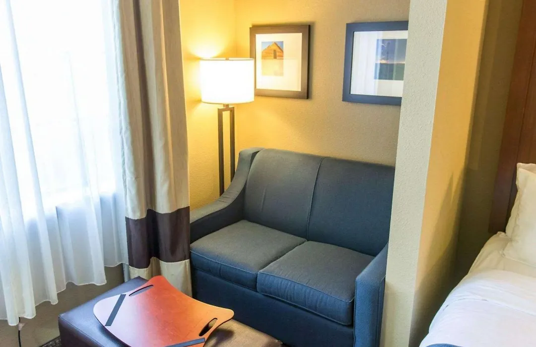 Comfort Suites Idabel-1