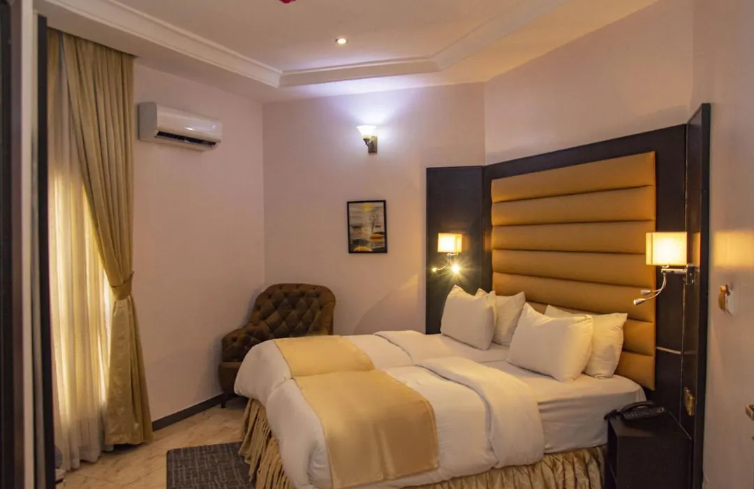Sparklyn Hotels & Suites-1