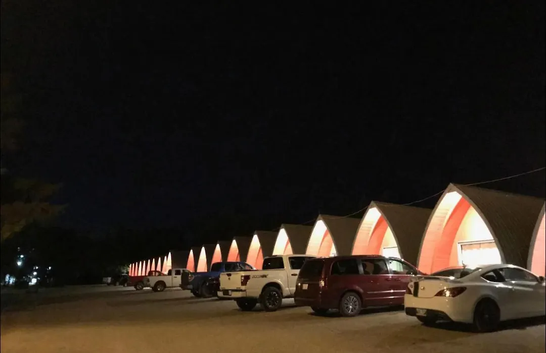The Little Chalet Motel-1