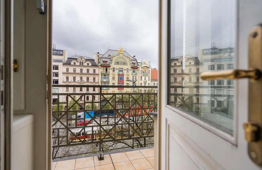 Ea Aparthotel Melantrich-1