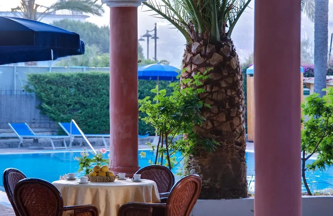 Hotel Villa Svizzera Terme-1