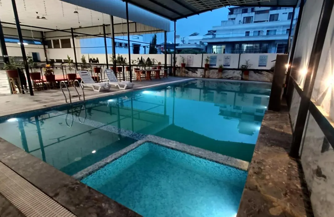 Hotel Bhairav Bagh -100 Mtr From Celebration Mall-1