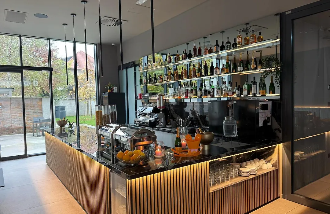Tivoli Boutique Inn-1