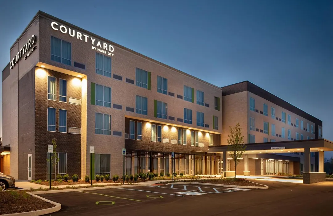 Courtyard By Marriott Indianapolis West-Speedway-1