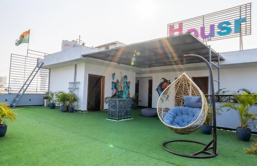 Housr Sector 43 Gurgaon Near Global Foyer Mall-1