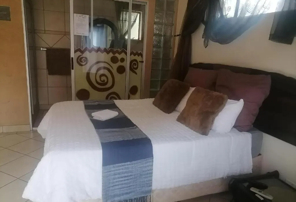 Two Summers Guesthouse-1