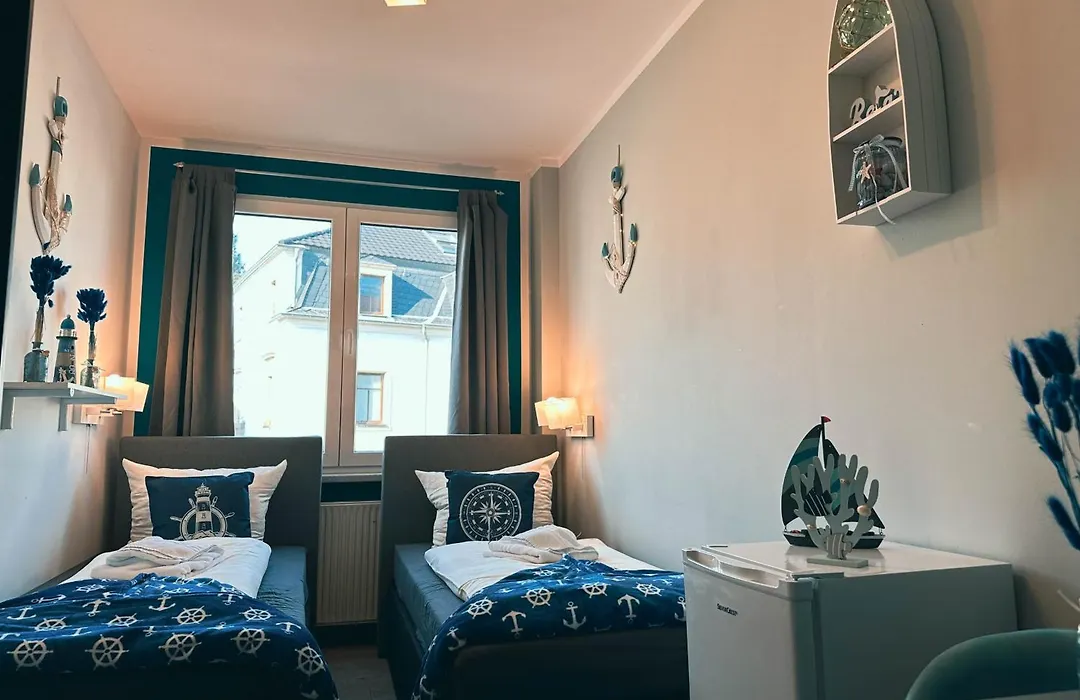 Orca Hotel Am Elbschloss-1