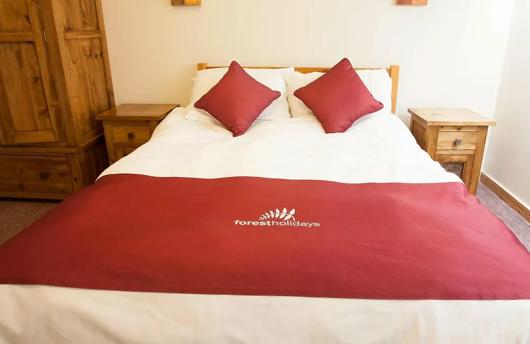Deerpark Cabins, Cornwall - Forest Holidays-1