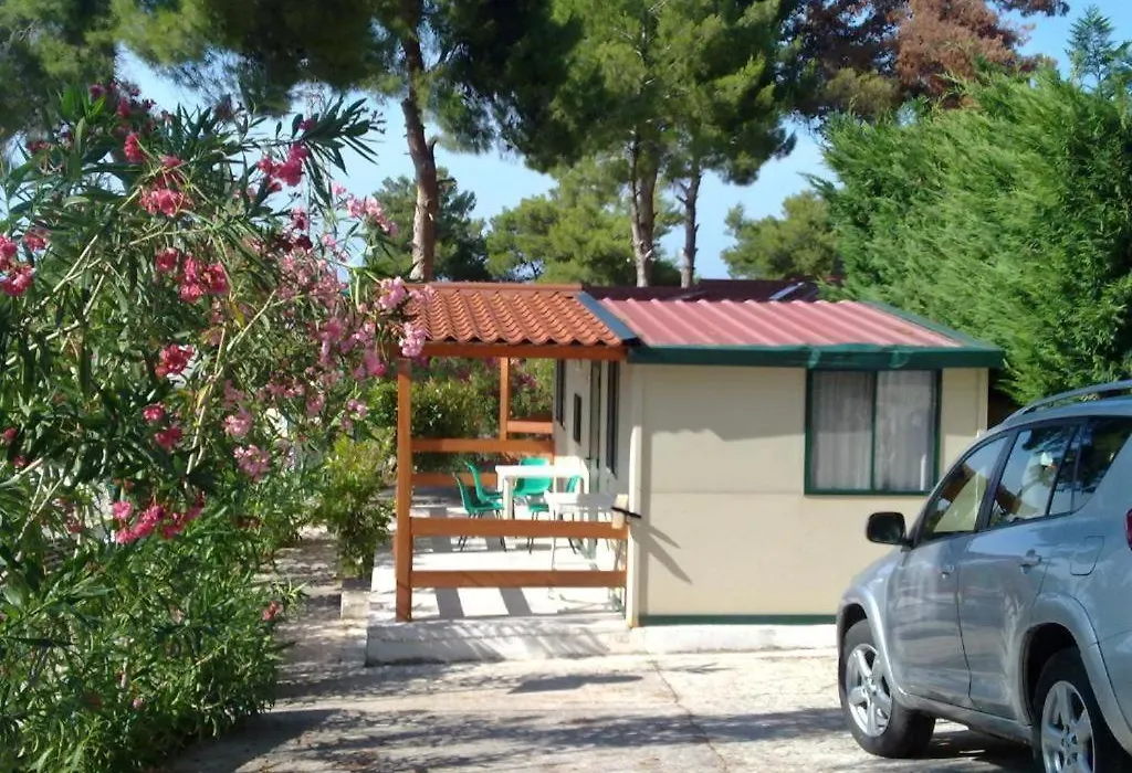 Villaggio Baia Di Paradiso-1