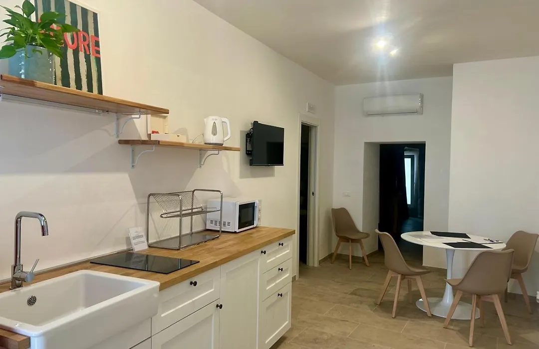 Albergo Diffuso Monopoli-1