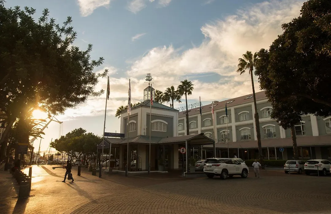 Victoria & Alfred Hotel By Newmark-1