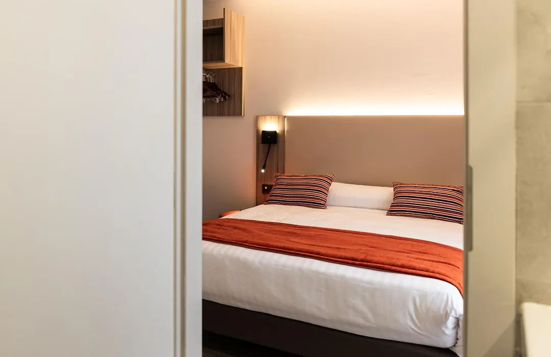 Hotel Cheval De Bronze-1