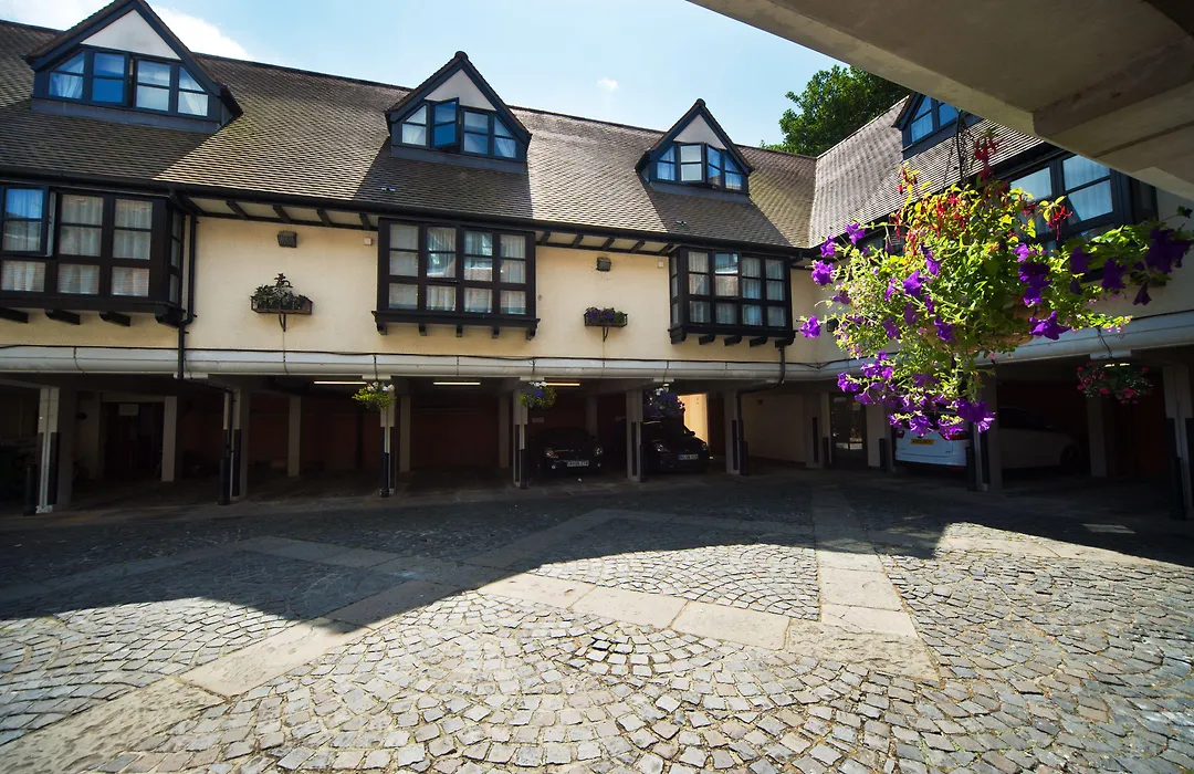Villiers Hotel-1