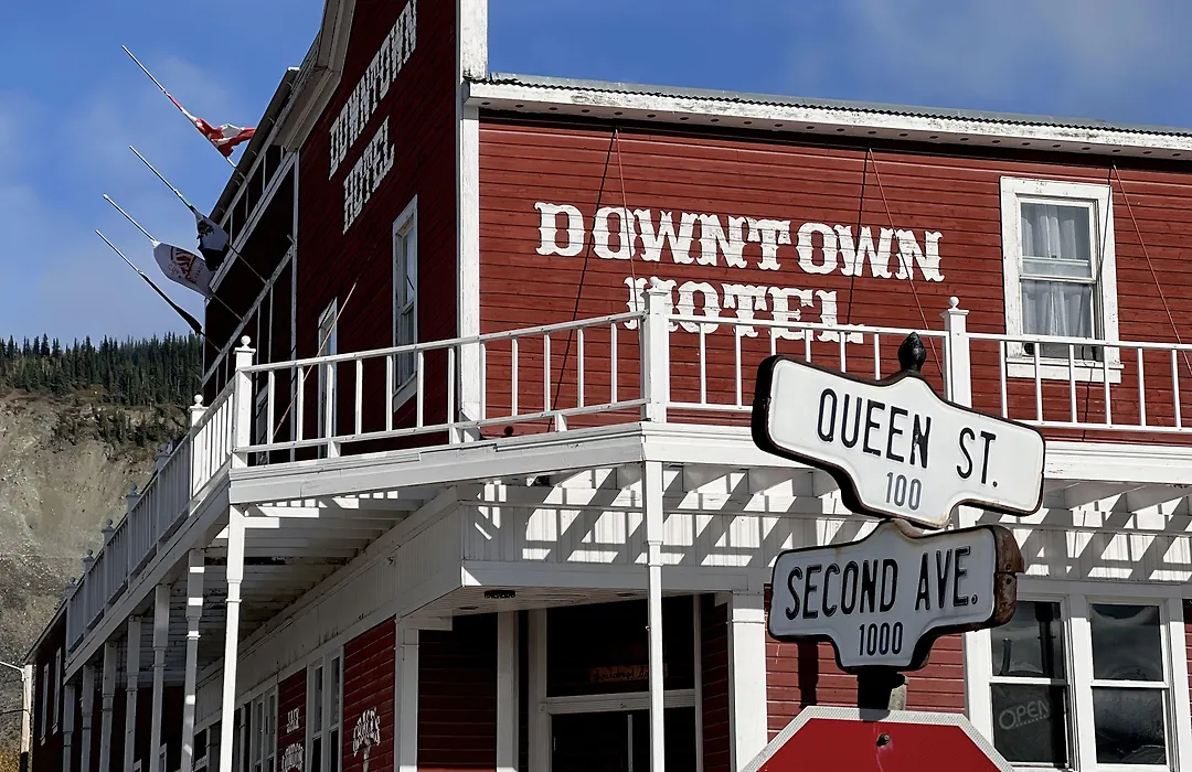 The Downtown, A Coast Hotel-1