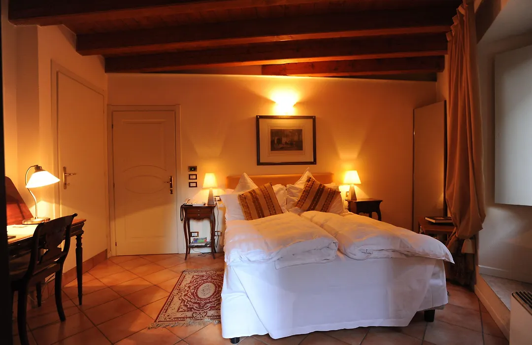 Albergo Orologio-1