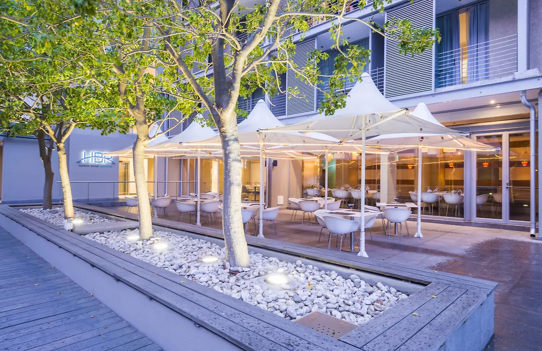 Aha Harbour Bridge Hotel & Suites-1