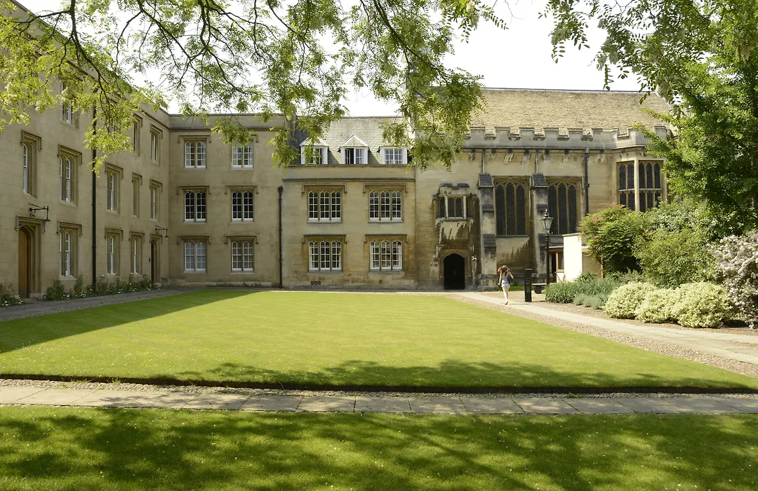 Christ'S College Cambridge-1