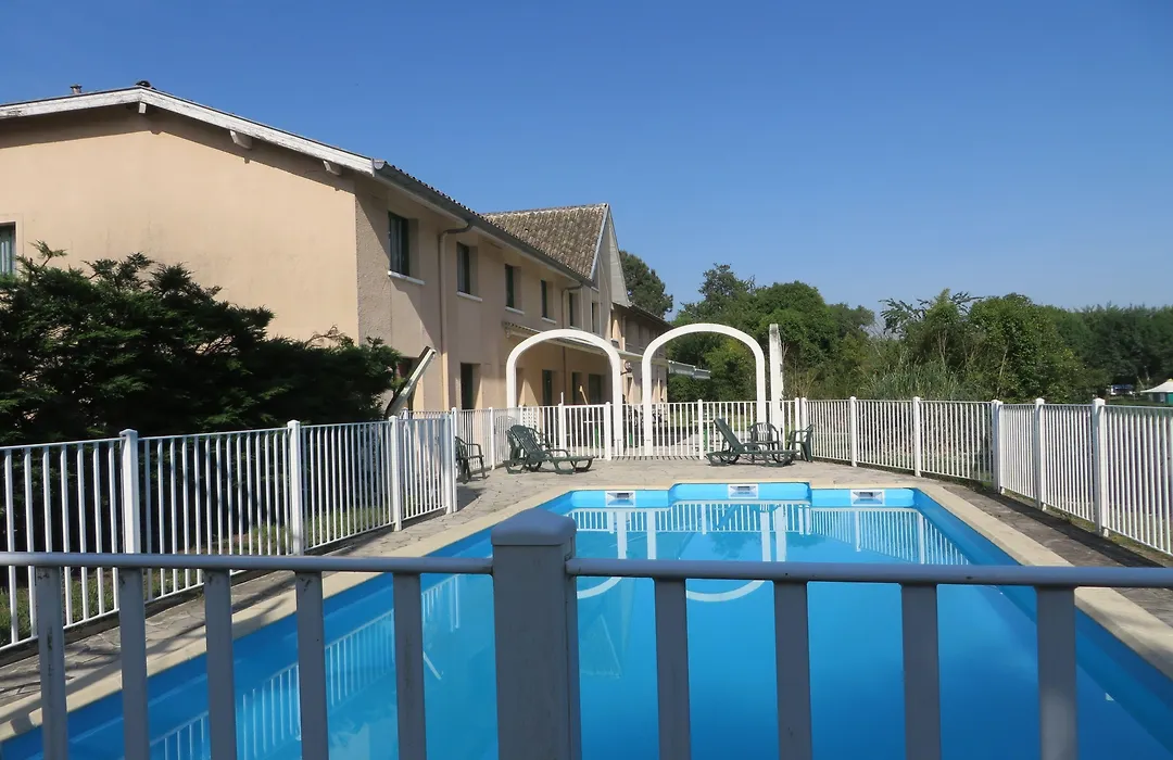N'Atura Hôtel-1