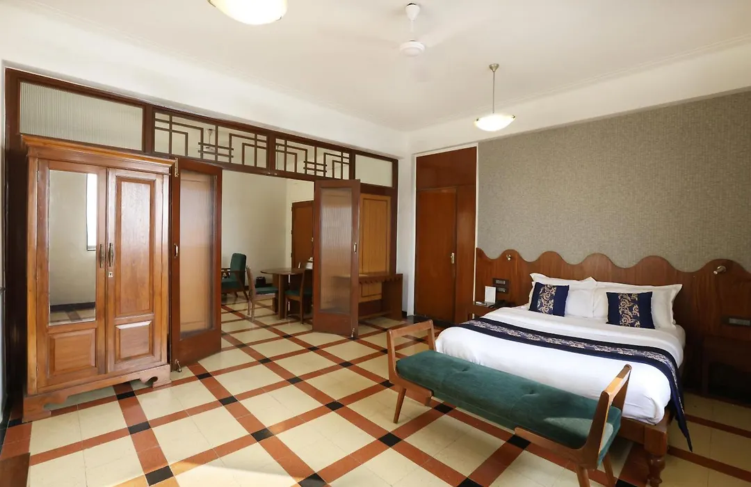 Sea Green Hotel-1