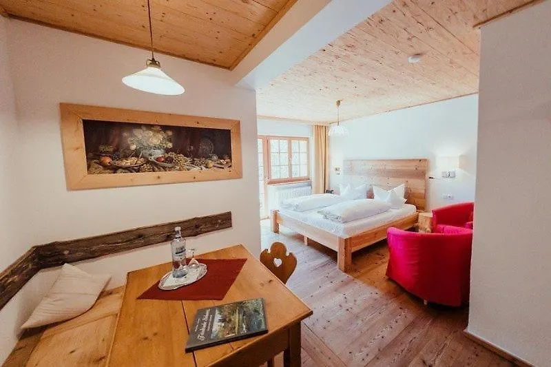 Hotel Am Fichtelsee-1