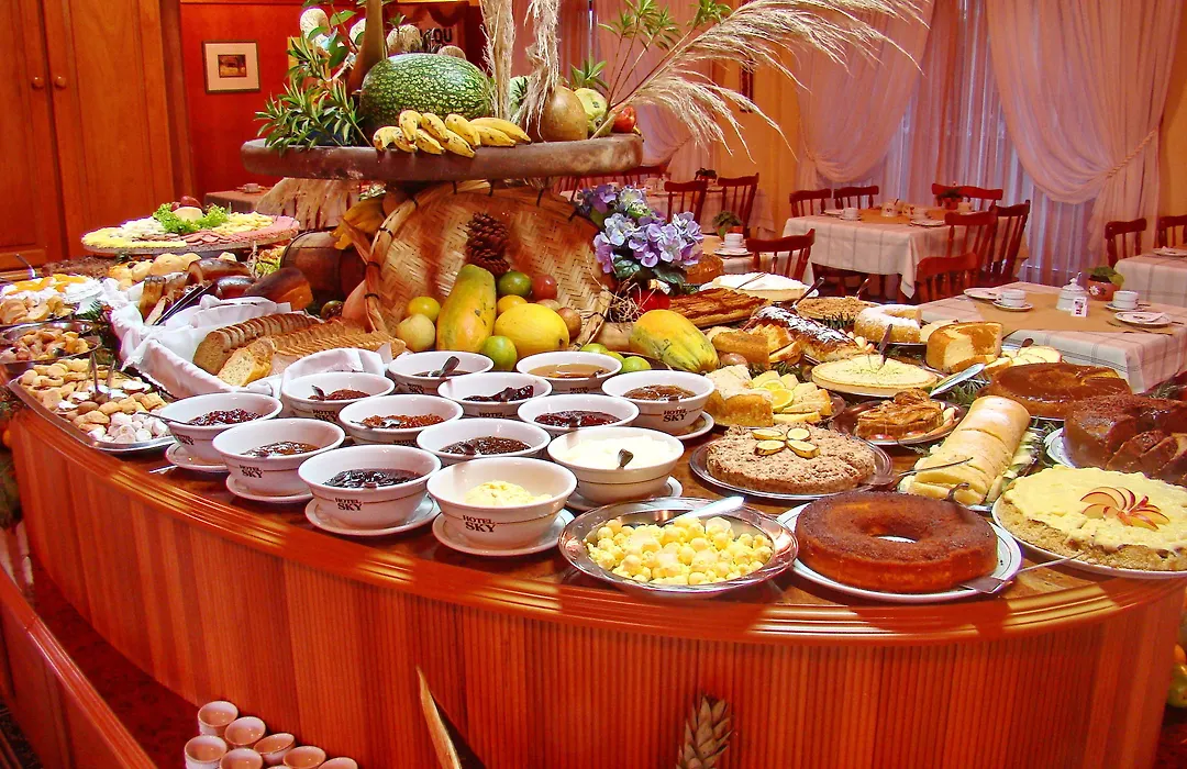 HOTEL SKY GRAMADO - Cartão Postal de Gramado RS-1