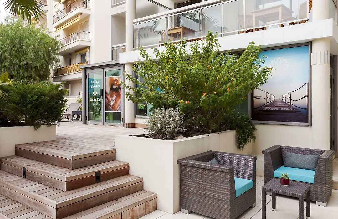 Nehô Suites Cannes Croisette-1