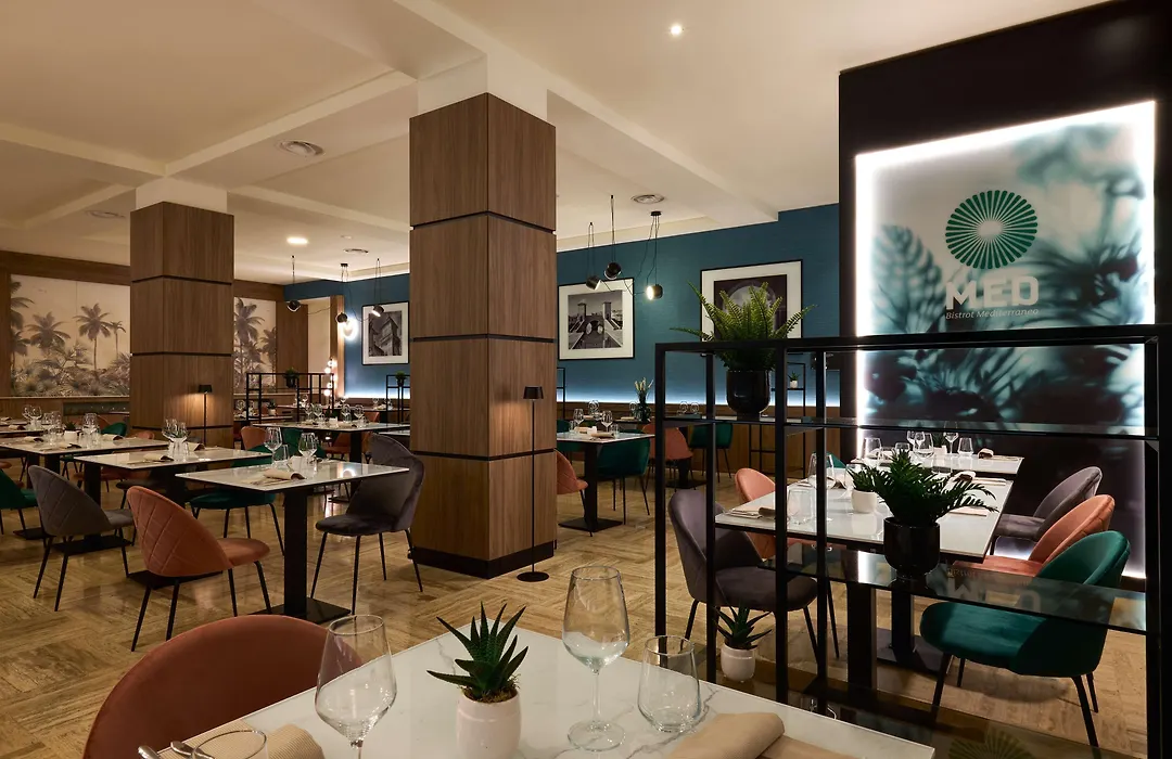 Radisson Hotel Ferrara-1