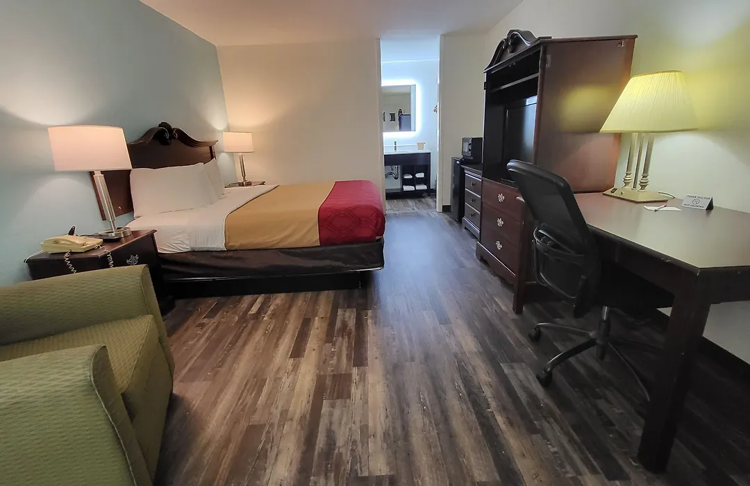 Greeneville Inn And Suites-1