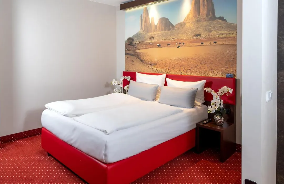 Best Western Plus Plaza Berlin Kurfuerstendamm-1