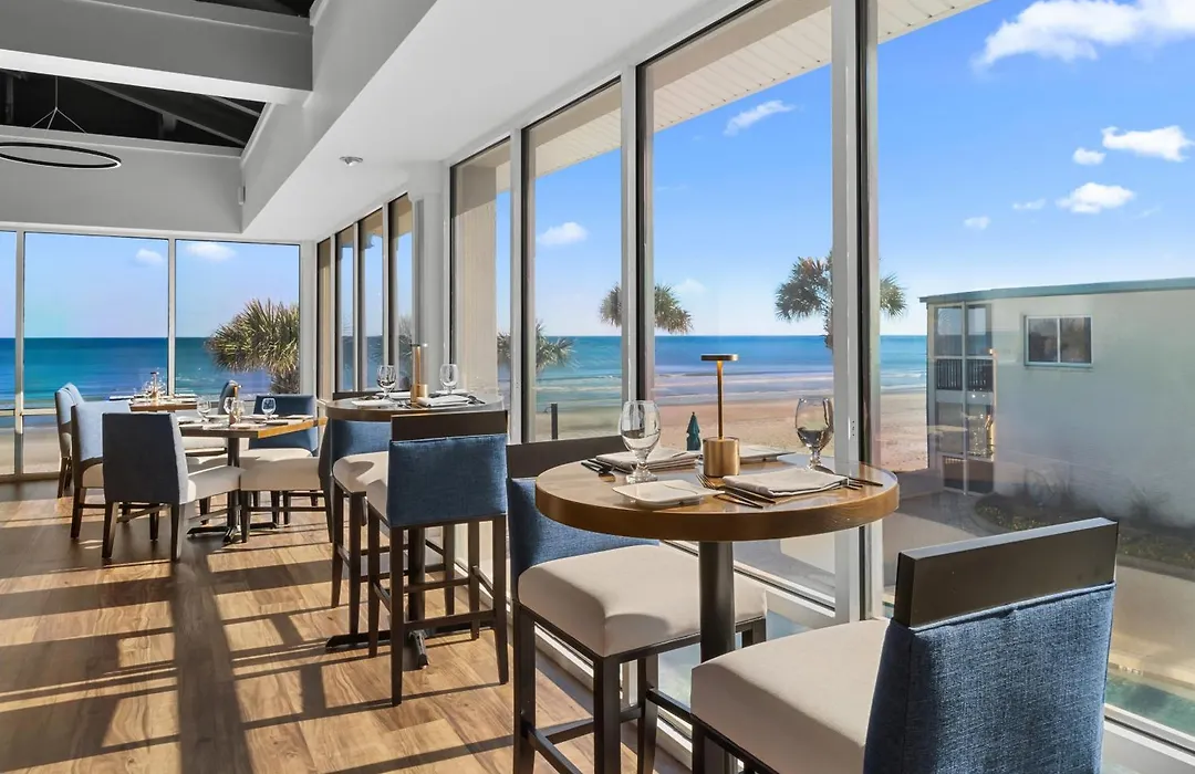 Oceanfront Litchfield Inn-1