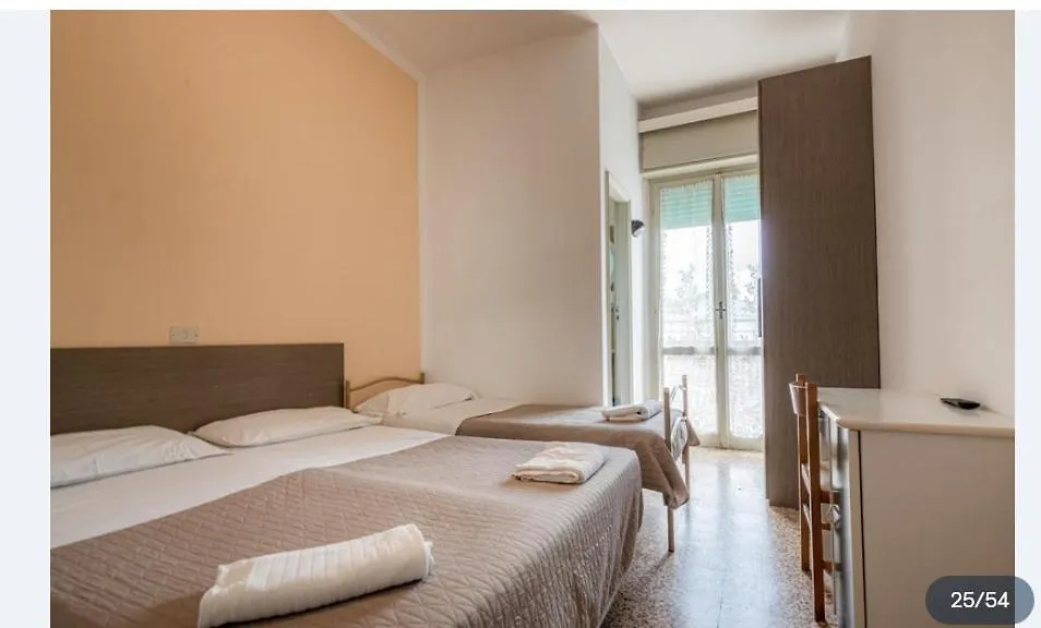Hotel Britta-1
