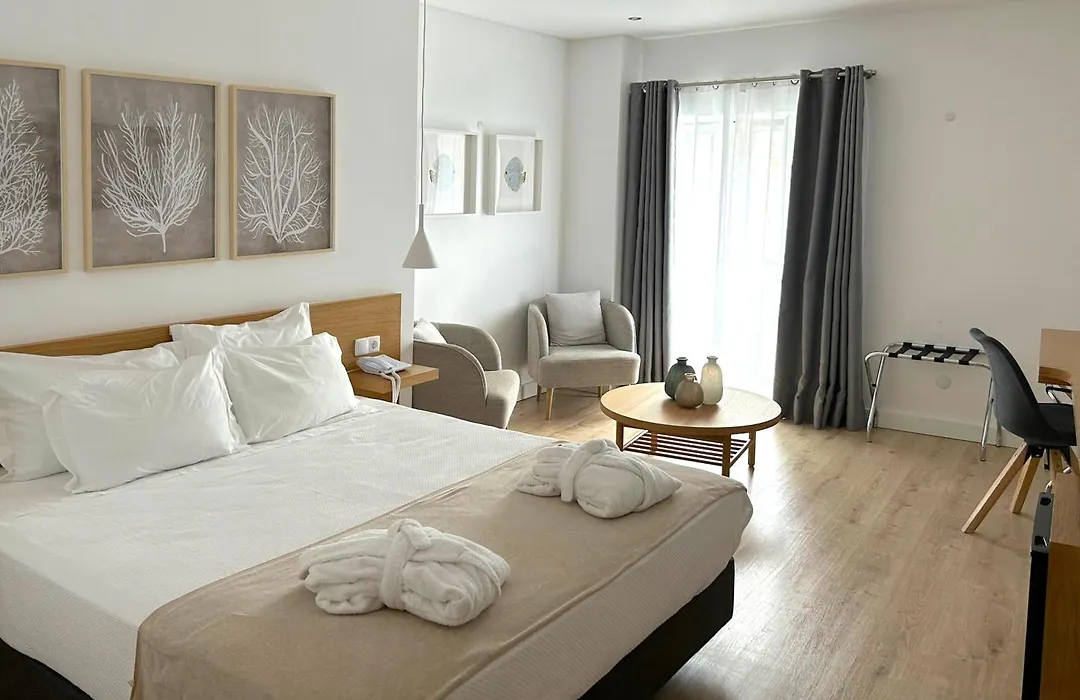 Hotel Solaris-1