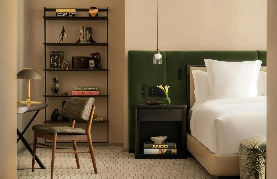 Four Seasons Hotel New York Downtown-1