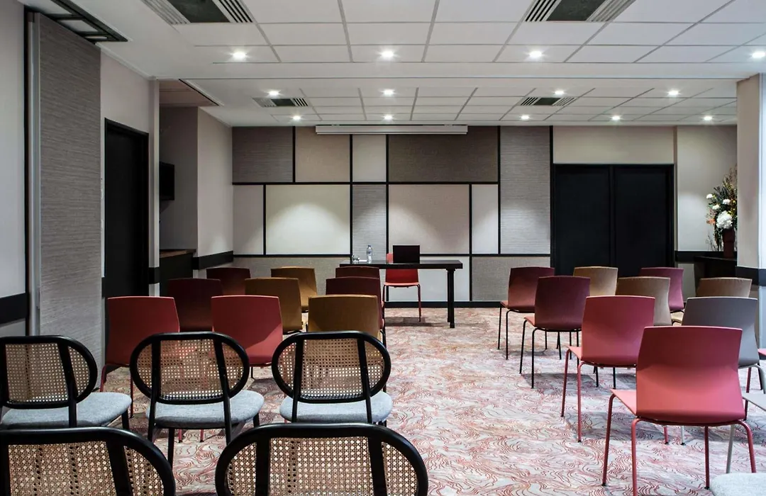 Hotel Mercure Paris Boulogne Pont De Saint Cloud-1