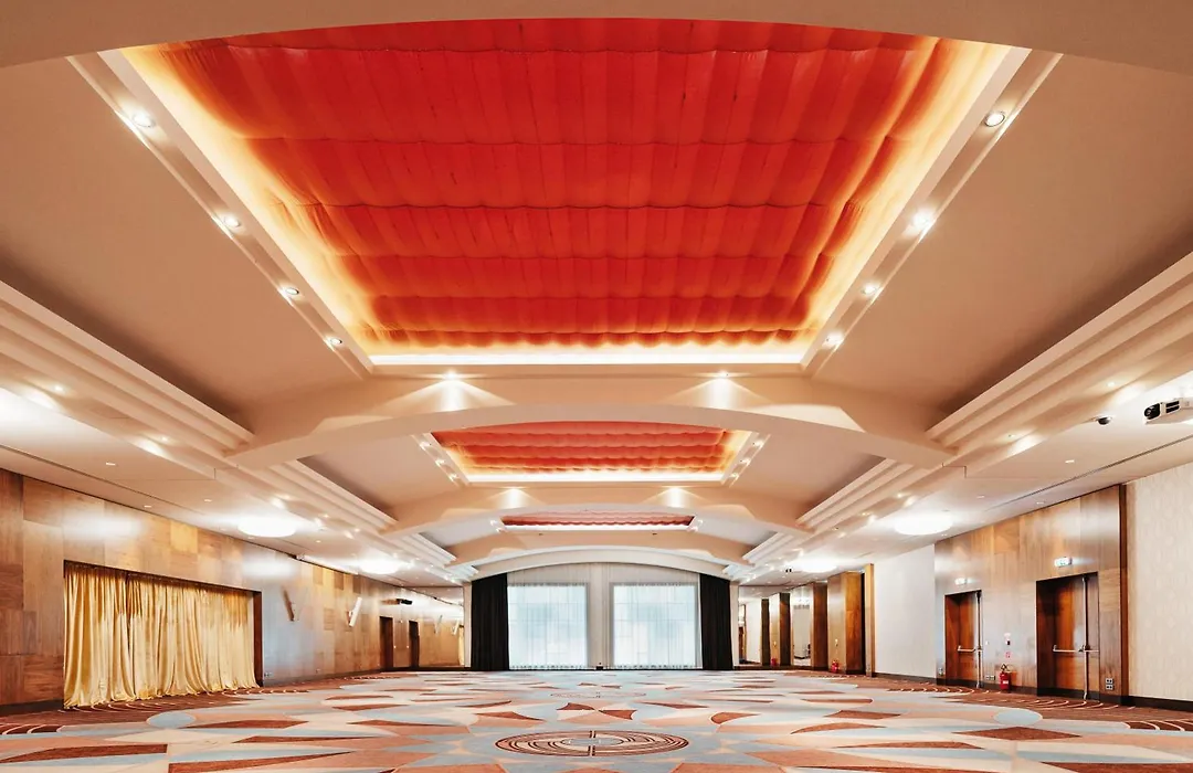 Doubletree By Hilton Bratislava-1