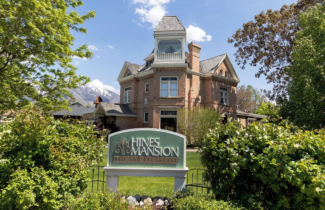 Hines Mansion-1