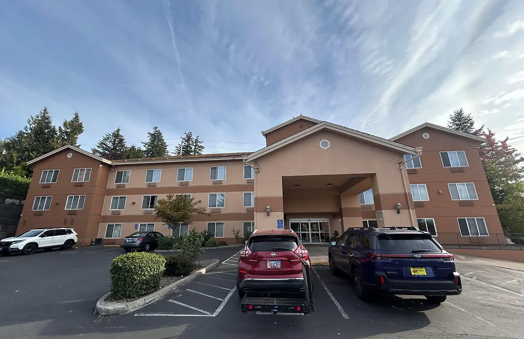 Comfort Suites Portland Southwest-1