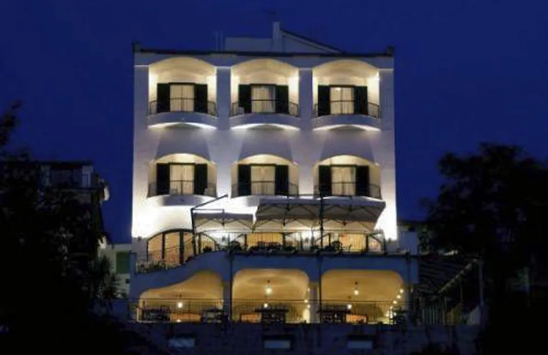 Best Western Hotel La Conchiglia-1