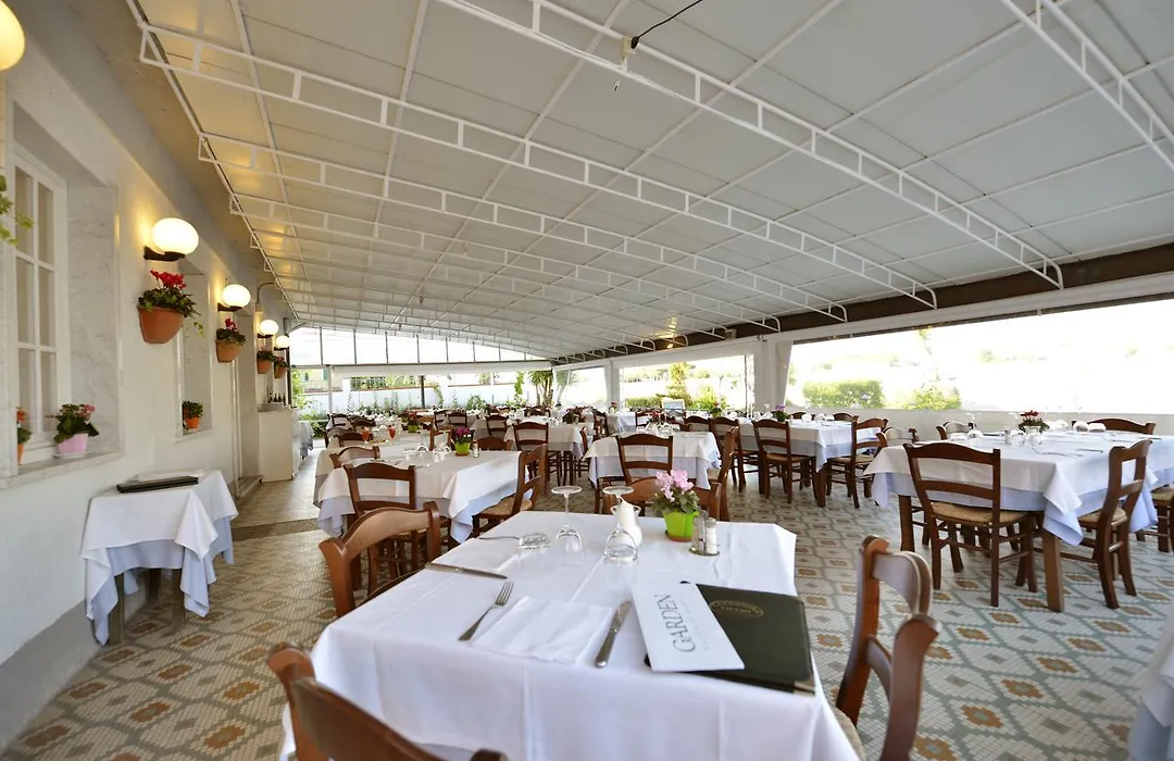 Hotel Garden Bocca di Magra-1