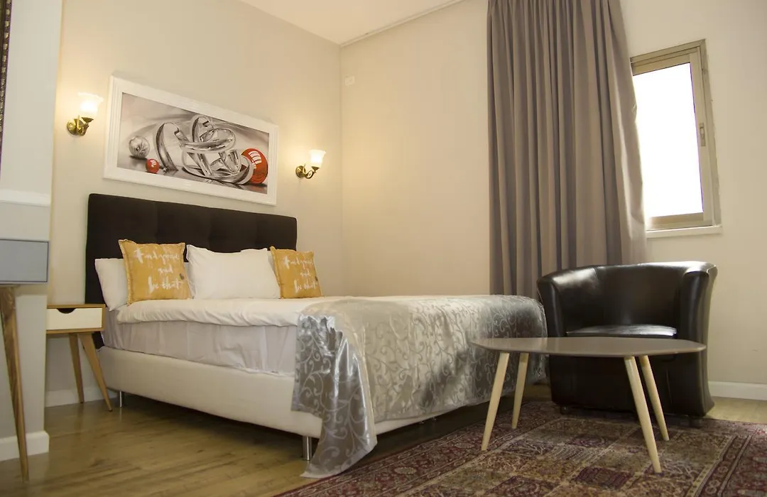 Lenis Hotel-1